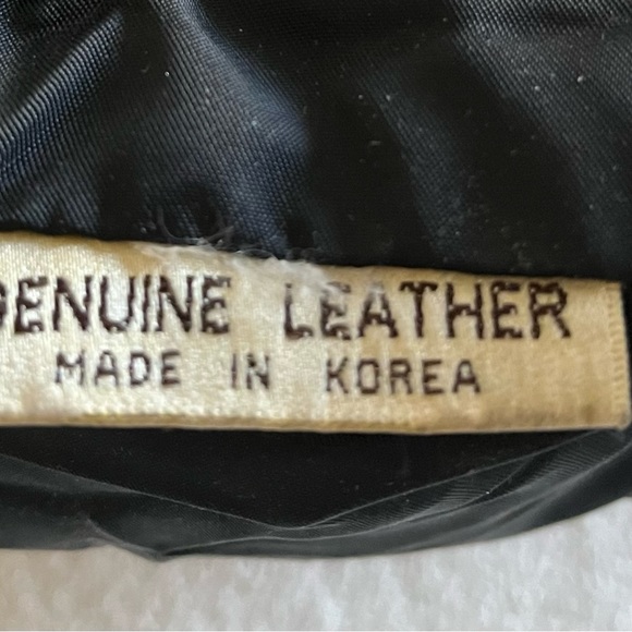 Black Leather Berman Purse - Picture 4 of 4